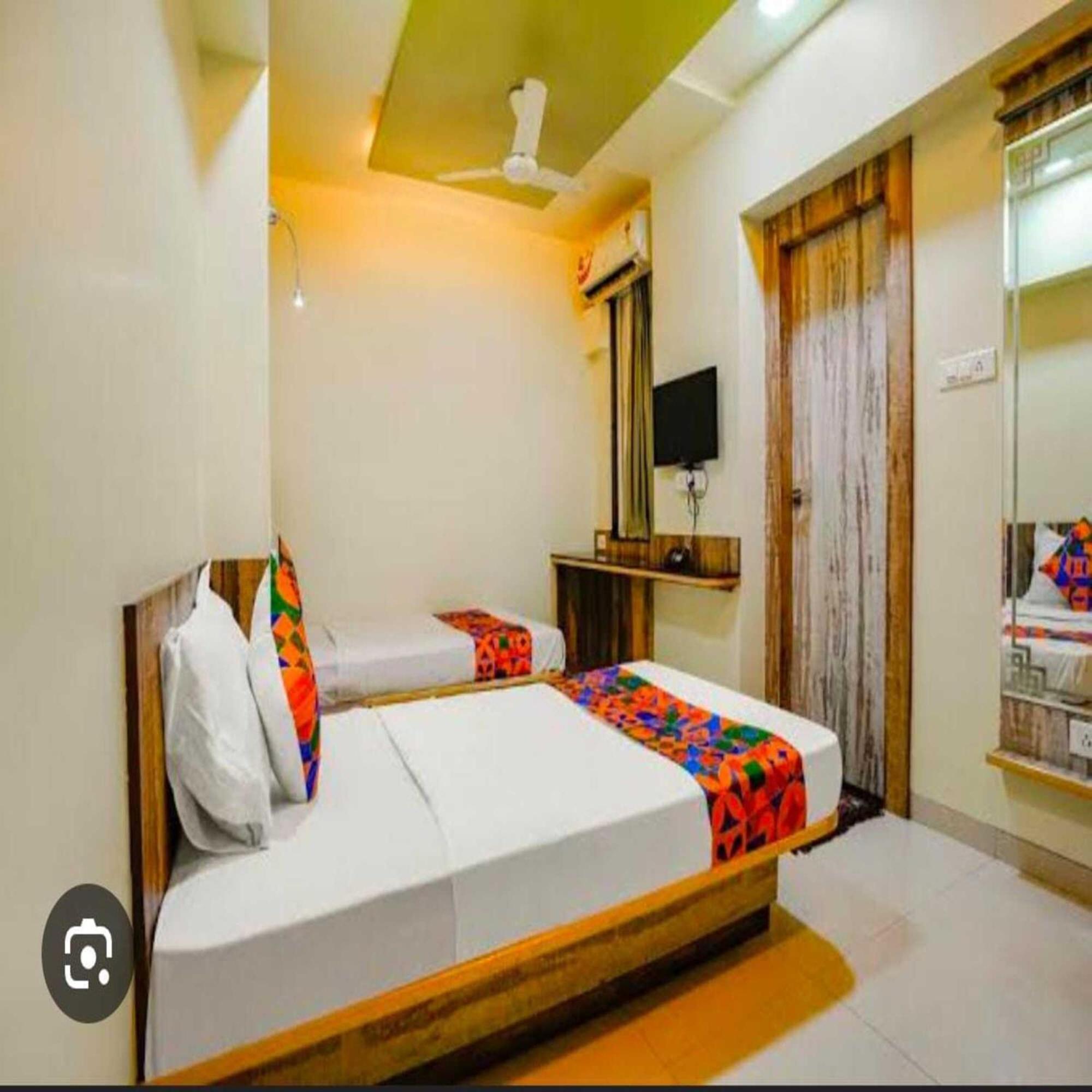 Hotel Elegant - Mohammed Ali Road Mumbai Exterior photo